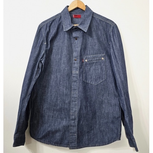 Vintage Levis Engineered Red Tab Twisted Denim Shirt Size M Blue Chore Utility