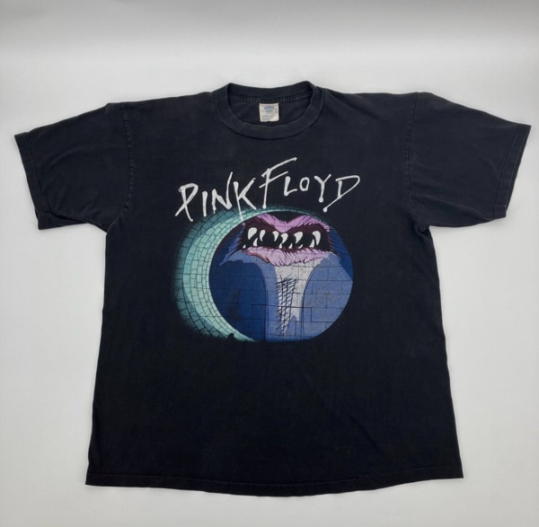 Pink floyd t shirt 1