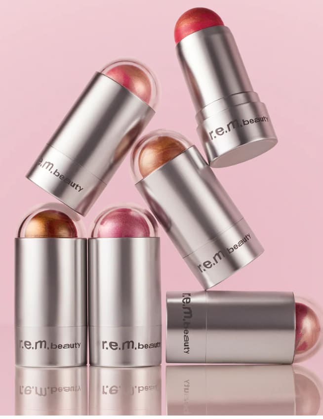 미국에서 지금 핫한, 아리아나 그란데의 뷰티 브랜드!  r.e.m.beauty