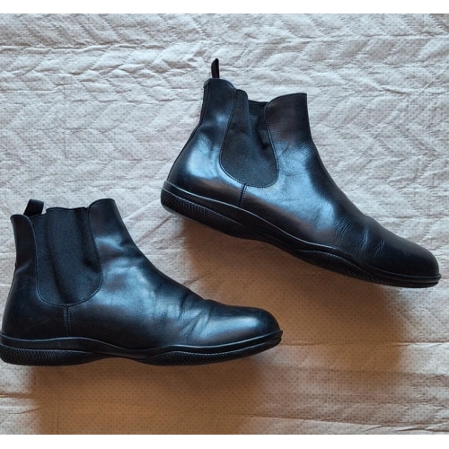 Classic Black Leather Chelsea Boots