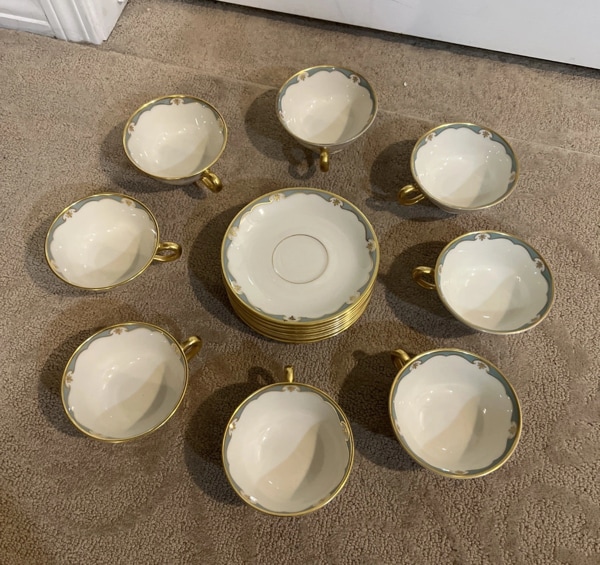 Set of 8 Lenox Meredith pattern porcelain teacups and saucers