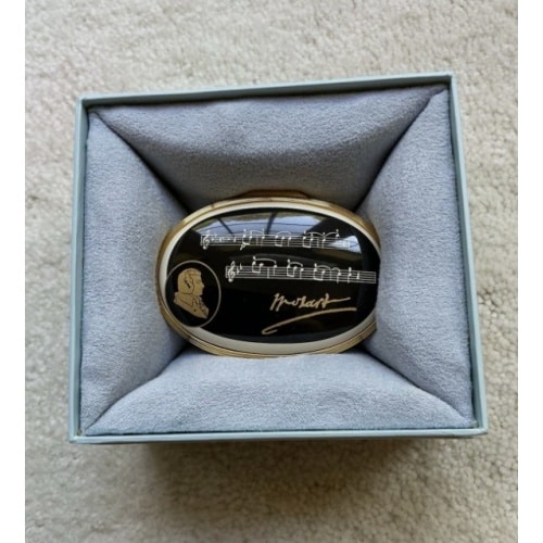 HALCYON DAYS NEW WOLFGANG AMADEUS MOZART MUSICAL ENAMEL BOX