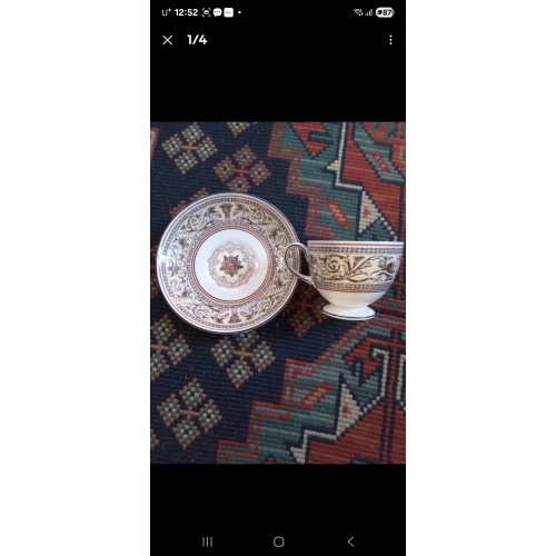 Wedgwood cup set