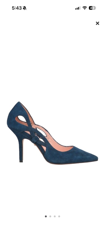 Navy Pumps