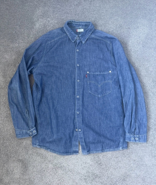Levis Engineered Twisted Shirt L Vintage 2000 Blue Denim Riveted Single Pocket