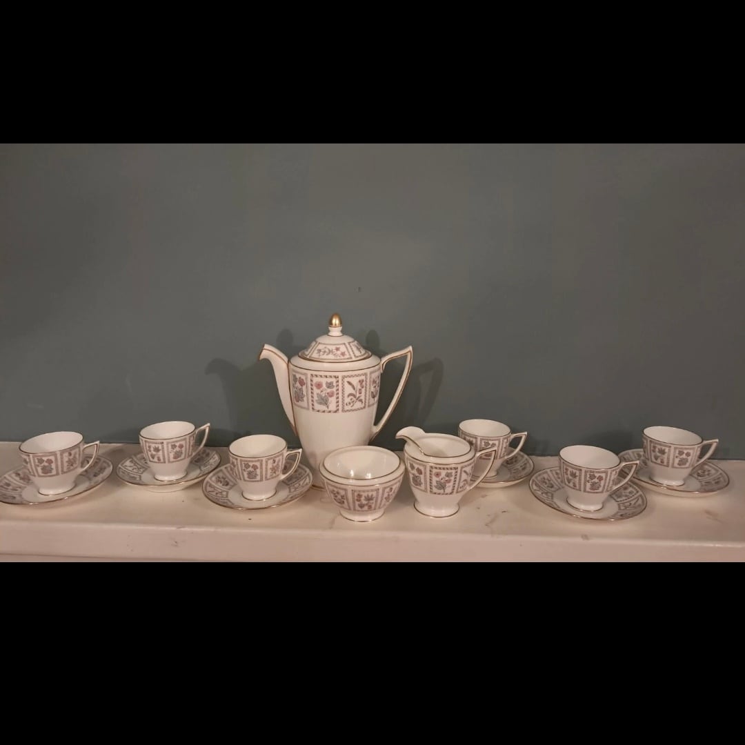MINTON TAPESTRY 15 PIECE
