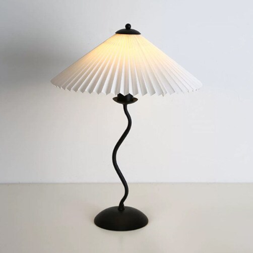 북유럽풍 빈티지 곡선 램프 플리츠 갓 램프 4color - 화이트